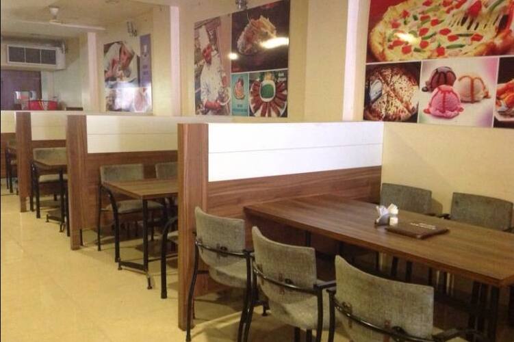 Hotel Shri Gurukrupa, Ratlam 4